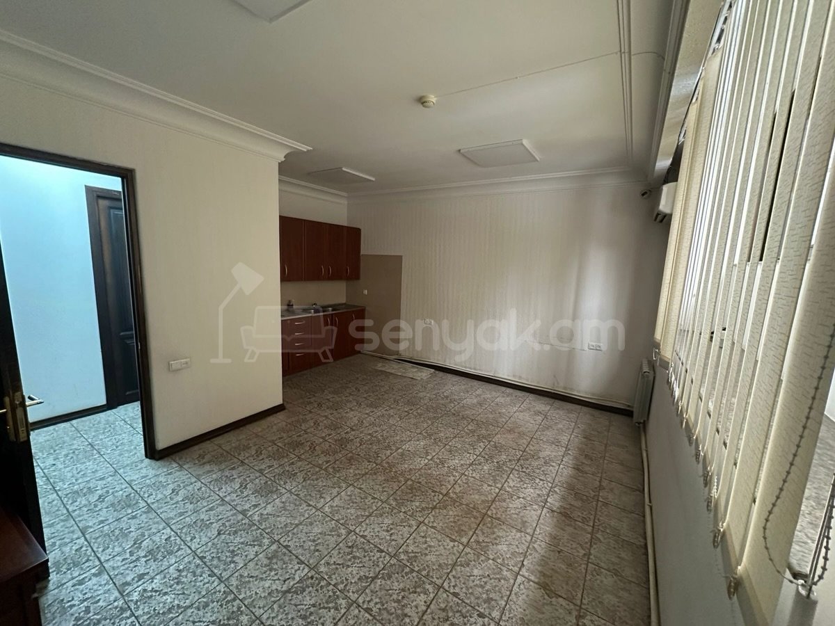 Օֆիսային Տարածք, 464քմ, Կապիտալ Վերանորոգված