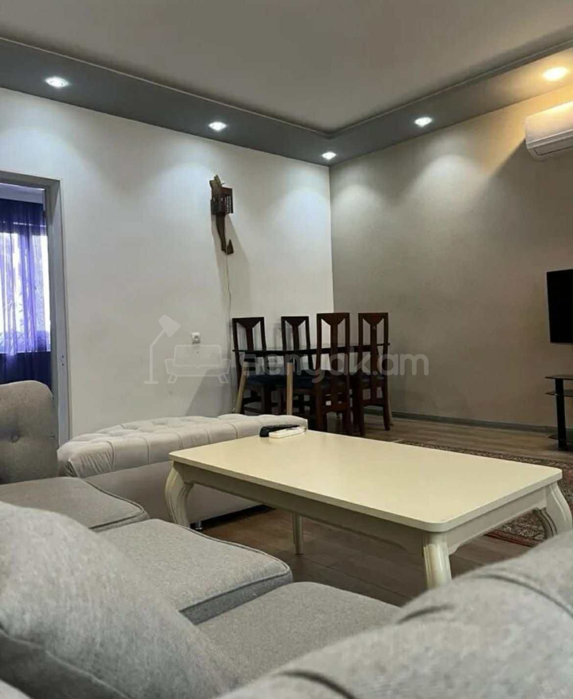 3 Սենյականոց Սեփական Տուն, 100քմ, Նորմալ Վիճակում, Կահավորված