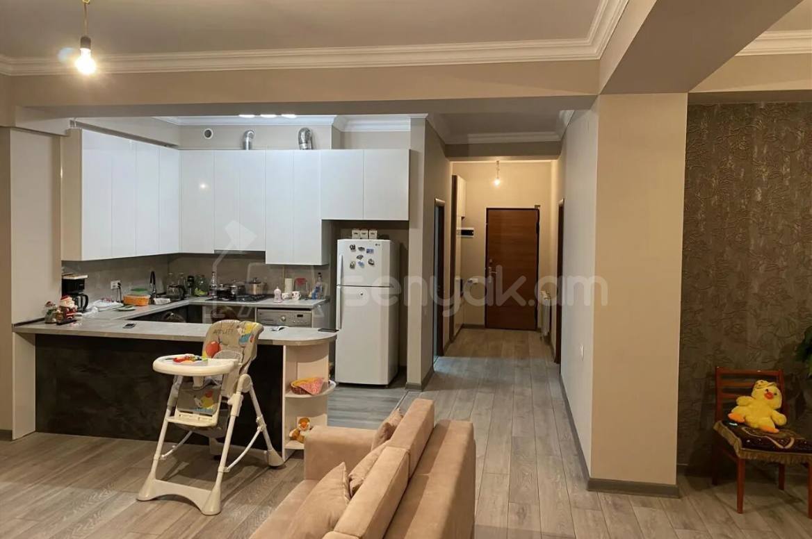 4 Սենյականոց Բնակարան Նորակառույցում, 104քմ, 4/6 հարկ, Կապիտալ Վերանորոգված