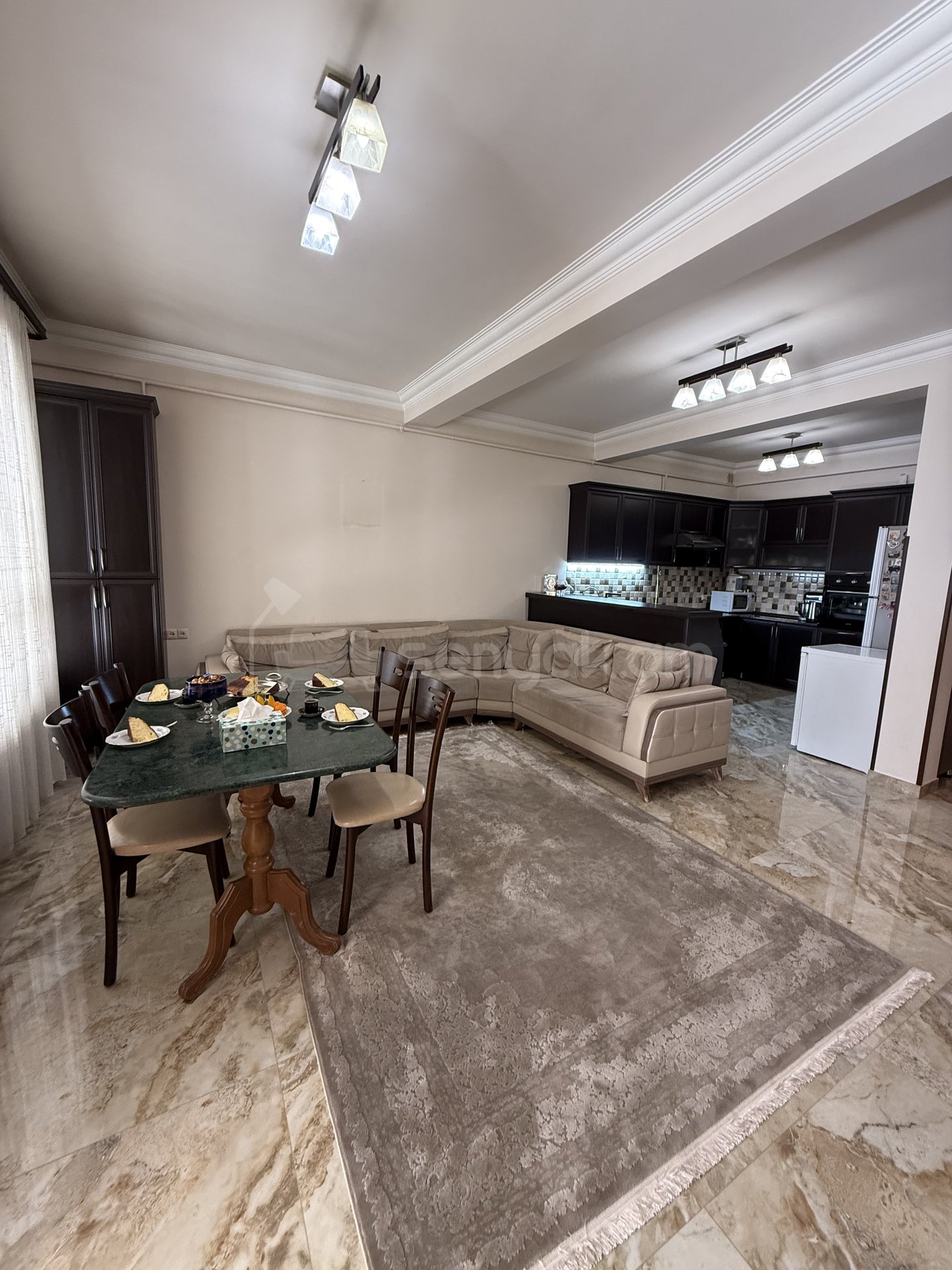 3 Սենյականոց Սեփական Տուն, 288քմ, Կապիտալ Վերանորոգված, Կահավորված, Ավտոտնակով