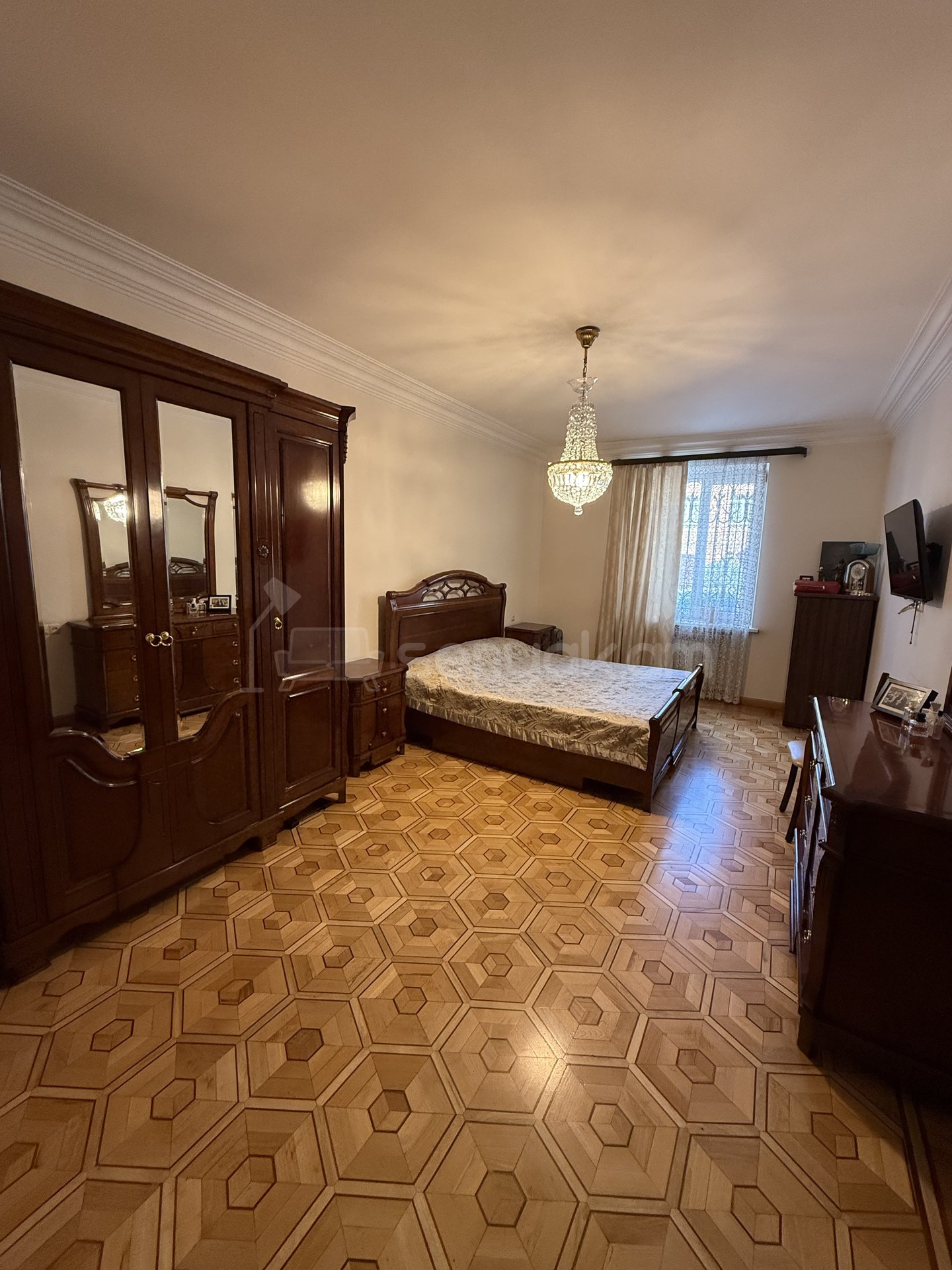 3 Սենյականոց Սեփական Տուն, 288քմ, Կապիտալ Վերանորոգված, Կահավորված, Ավտոտնակով