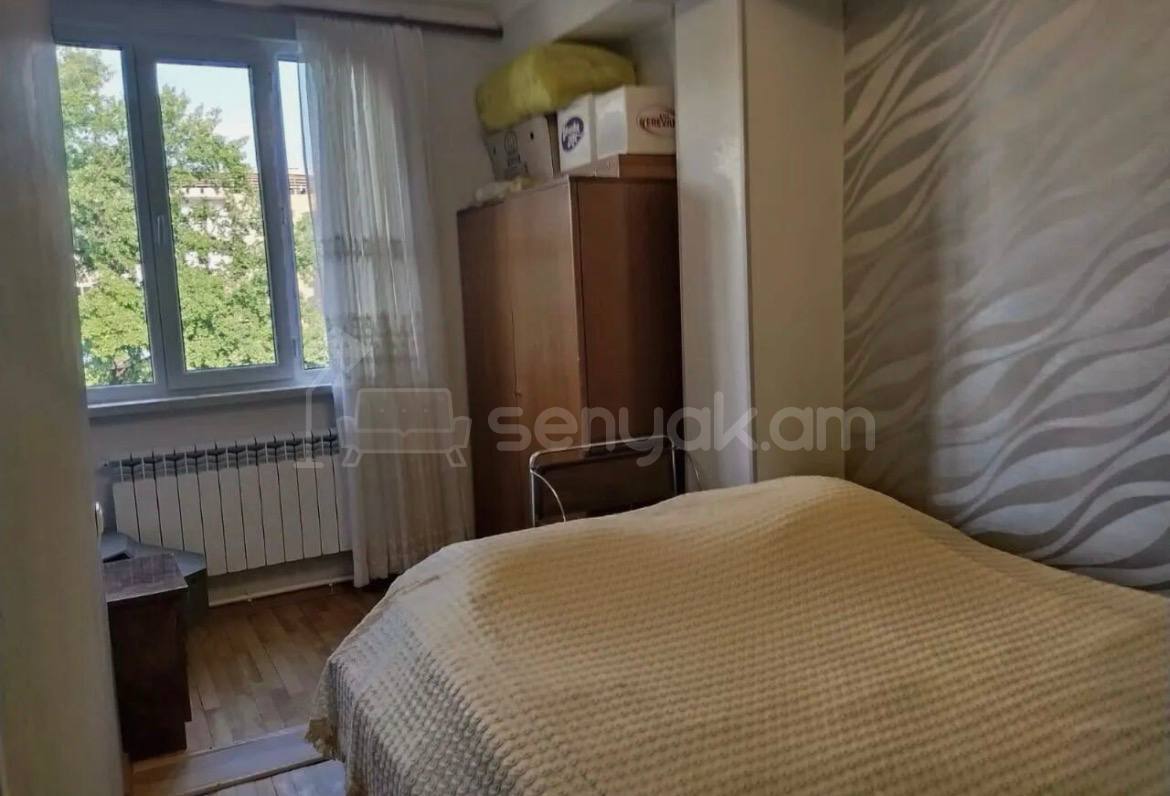 2 Սենյականոց Բնակարան Քարե Շենքում, 58քմ, 3/5 հարկ, Նորմալ Վիճակում