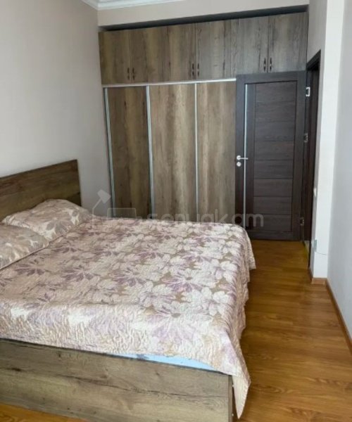 3 Սենյականոց Բնակարան Քարե Շենքում, 80քմ, 4/4 հարկ, Կապիտալ Վերանորոգված, Կահավորված, Արևկող