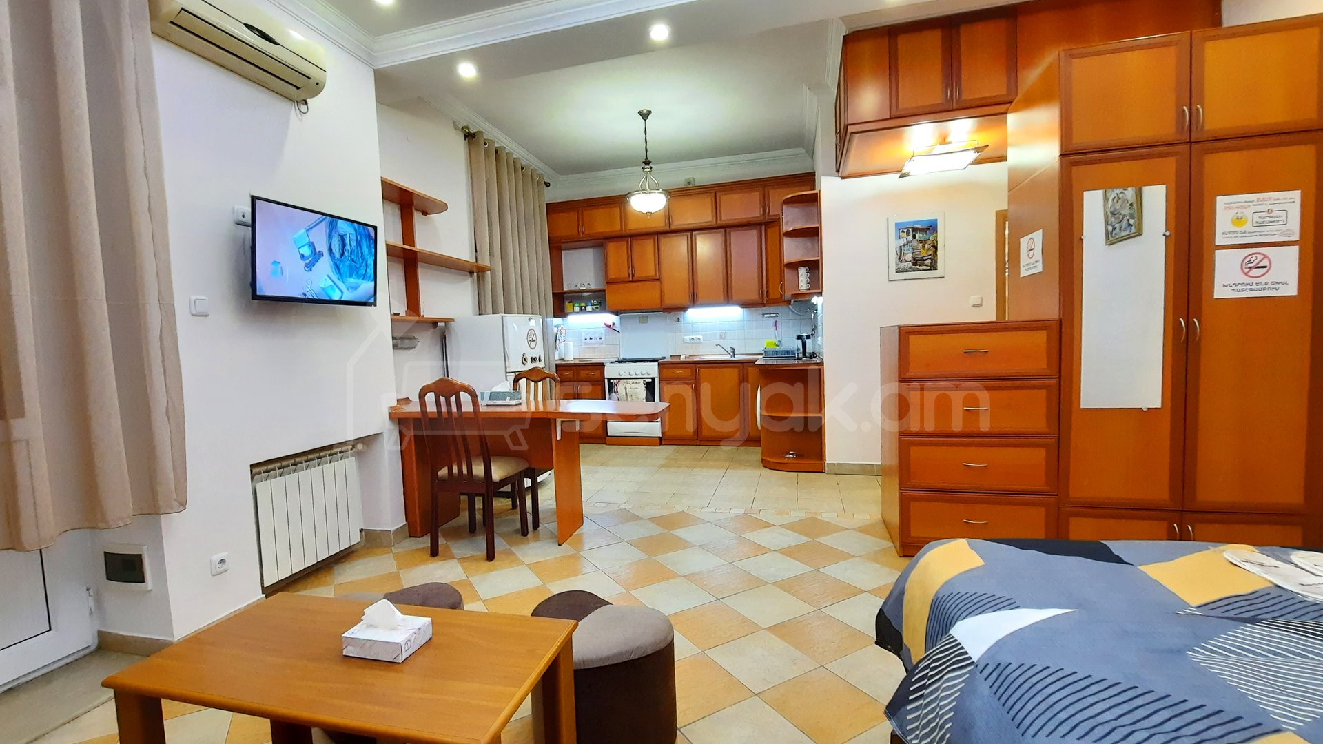 1 Սենյականոց Բնակարան Քարե Շենքում, 34քմ, 5/6 հարկ, Կապիտալ Վերանորոգված