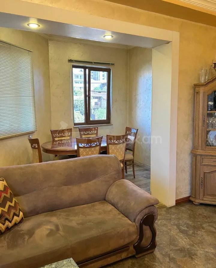 3 Սենյականոց Բնակարան, 100քմ, 7/16 հարկ, Կապիտալ Վերանորոգված