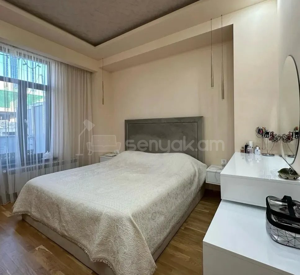 4 Սենյականոց Բնակարան Նորակառույցում, 170քմ, 15/15 հարկ, Դիզայներական Վերանորոգված