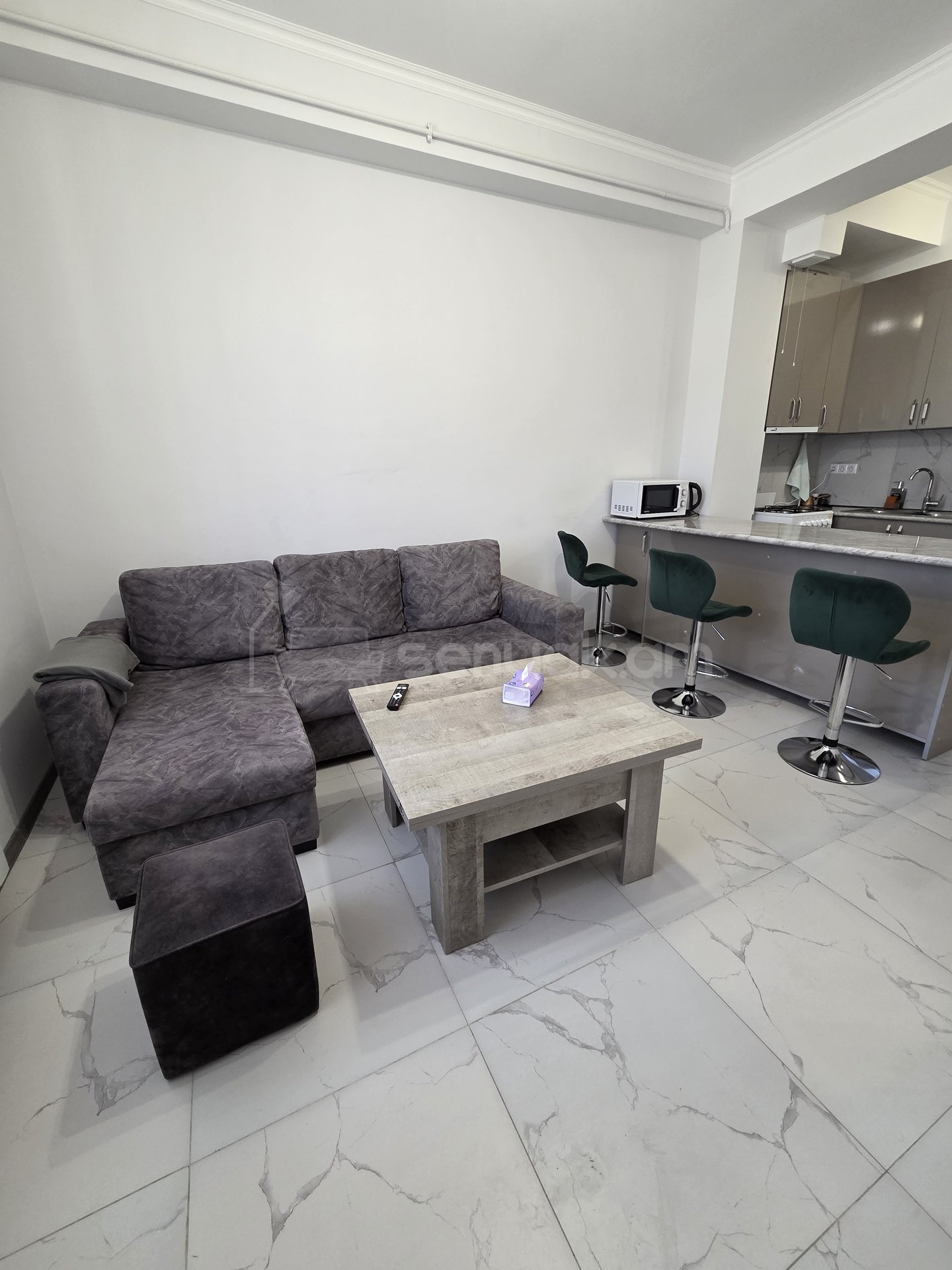 3 Սենյականոց Բնակարան, 65քմ, 1/4 հարկ, Կապիտալ Վերանորոգված