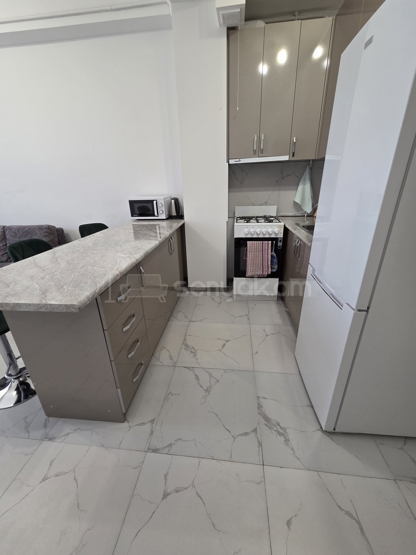 3 Սենյականոց Բնակարան, 65քմ, 1/4 հարկ, Կապիտալ Վերանորոգված