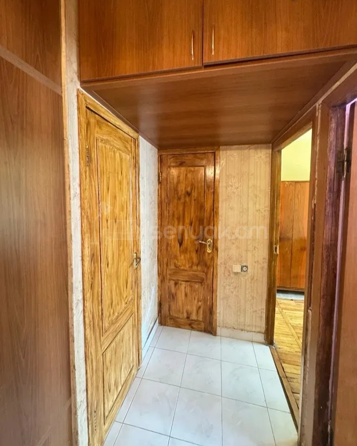 3 Սենյականոց Բնակարան, 80քմ, 2/9 հարկ, Կոսմետիկ Վերանորոգված, Կահավորված