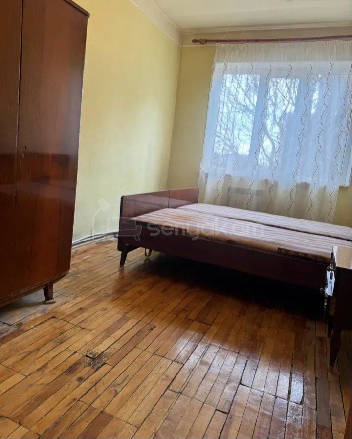 3 Սենյականոց Բնակարան, 80քմ, 2/9 հարկ, Կոսմետիկ Վերանորոգված, Կահավորված