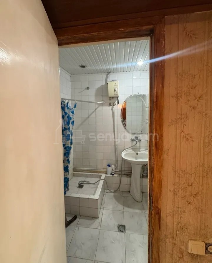 3 Սենյականոց Բնակարան, 80քմ, 2/9 հարկ, Կոսմետիկ Վերանորոգված, Կահավորված