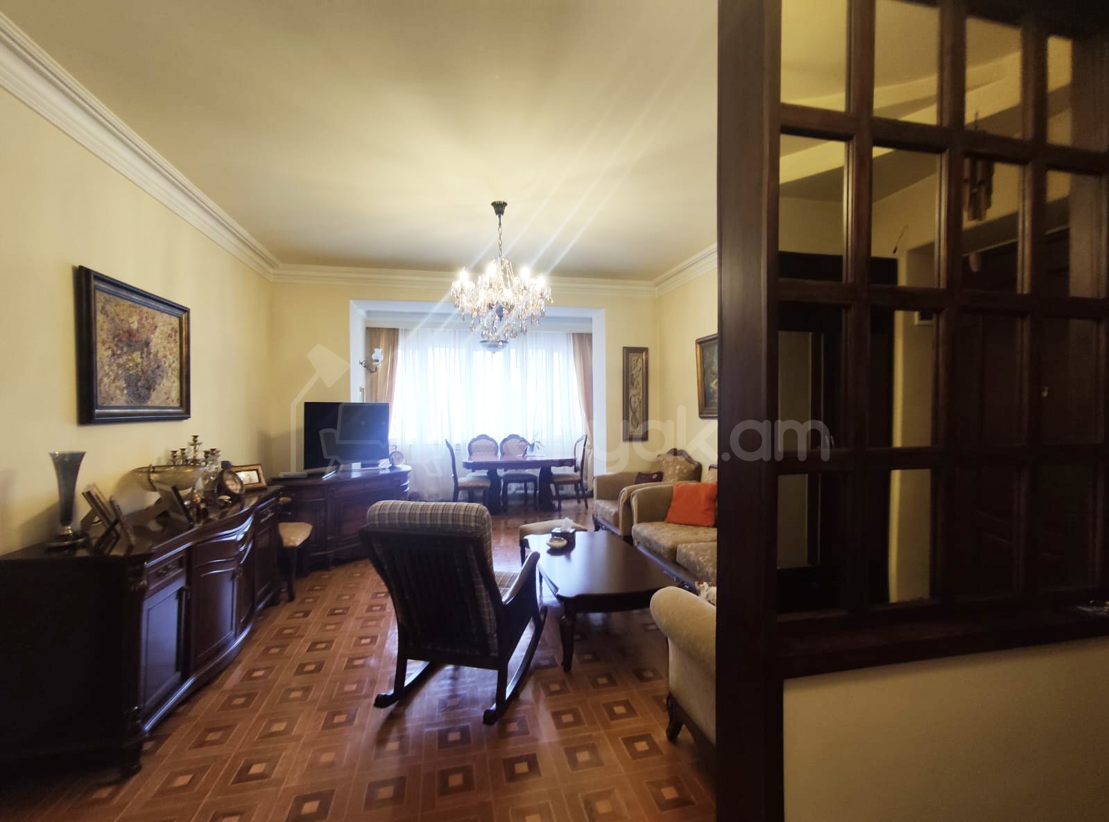 4 Սենյականոց Բնակարան Քարե Շենքում, 96քմ, 3/4 հարկ, Կապիտալ Վերանորոգված