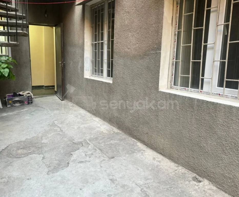 3 Սենյականոց Սեփական Տուն, 80քմ, Նորմալ Վիճակում, Կահավորված