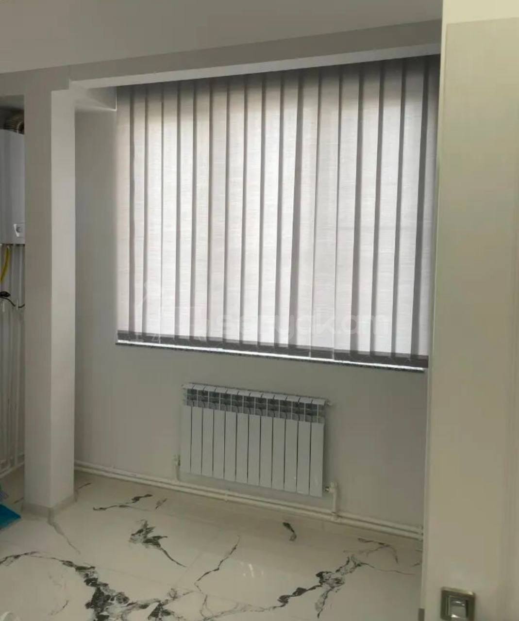 2 Սենյականոց Բնակարան Քարե Շենքում, 50քմ, 5/5 հարկ, Նորմալ Վիճակում, Կահավորված, Արևկող