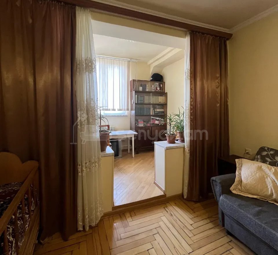 3 Սենյականոց Բնակարան, 77քմ, 4/4 հարկ, Կոսմետիկ Վերանորոգված