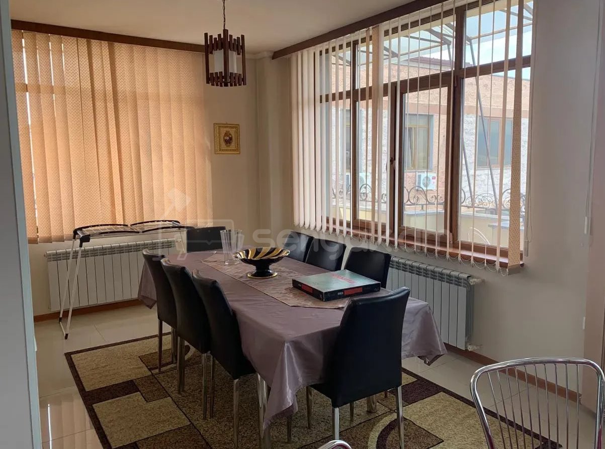 4 Սենյականոց Բնակարան Նորակառույցում, 125քմ, 14/14 հարկ, Կապիտալ Վերանորոգված