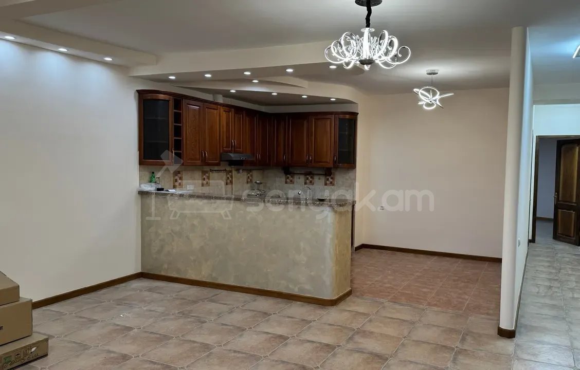 3 Սենյականոց Բնակարան Նորակառույցում, 135քմ, 3/4 հարկ, Կապիտալ Վերանորոգված