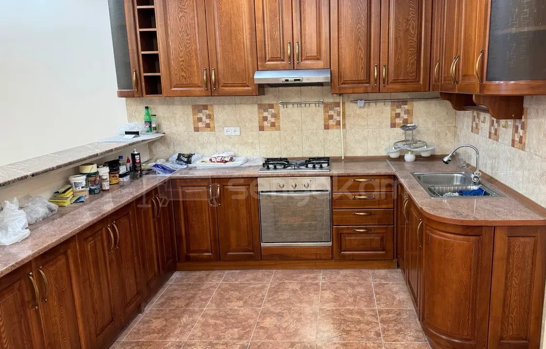 3 Սենյականոց Բնակարան Նորակառույցում, 135քմ, 3/4 հարկ, Կապիտալ Վերանորոգված