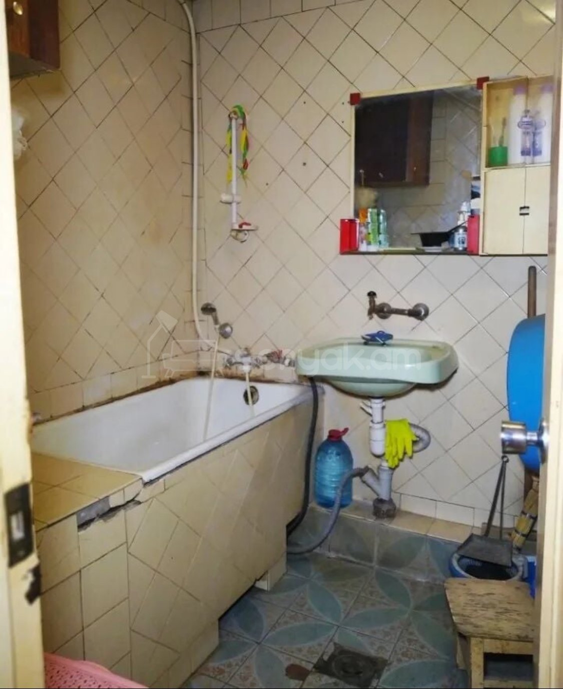 3 Սենյականոց Բնակարան, 102քմ, 4/16 հարկ, Պետական Վիճակում