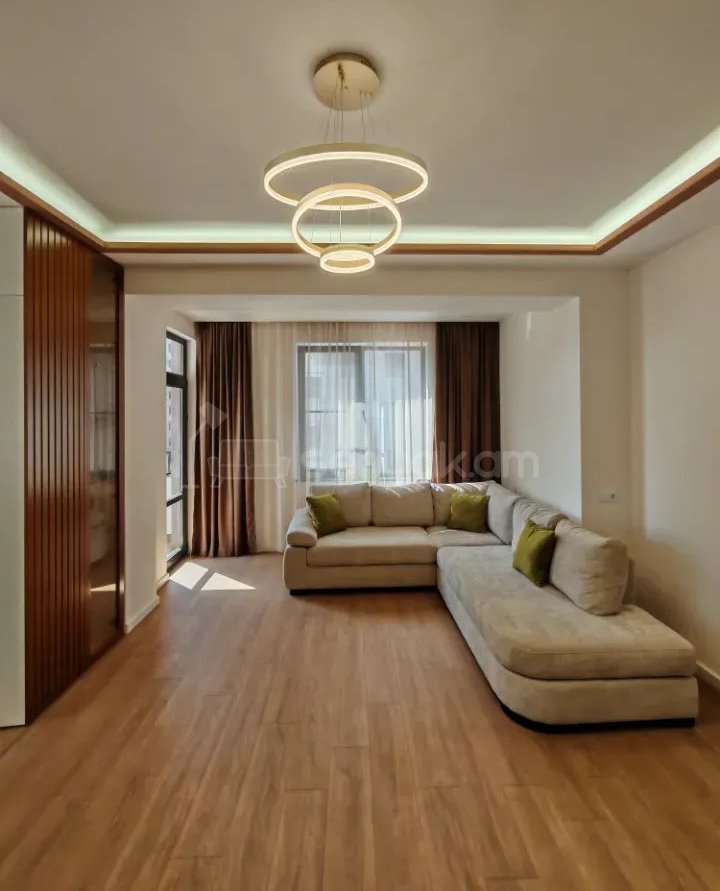 5 Սենյականոց Բնակարան Նորակառույցում, 122քմ, 6/14 հարկ, Կապիտալ Վերանորոգված