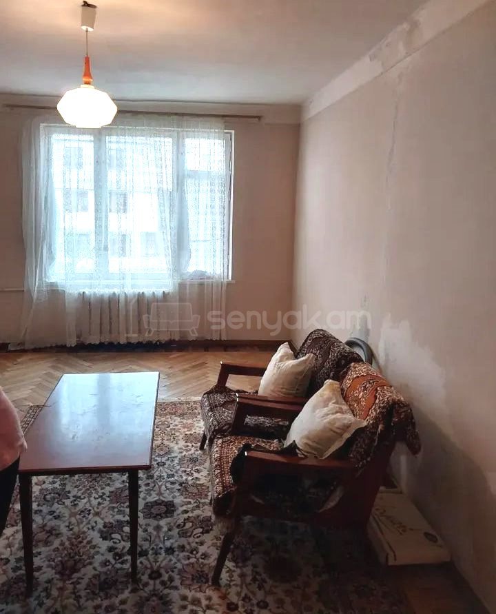 3 Սենյականոց Բնակարան, 72քմ, 1/4 հարկ, Նորմալ Վիճակում