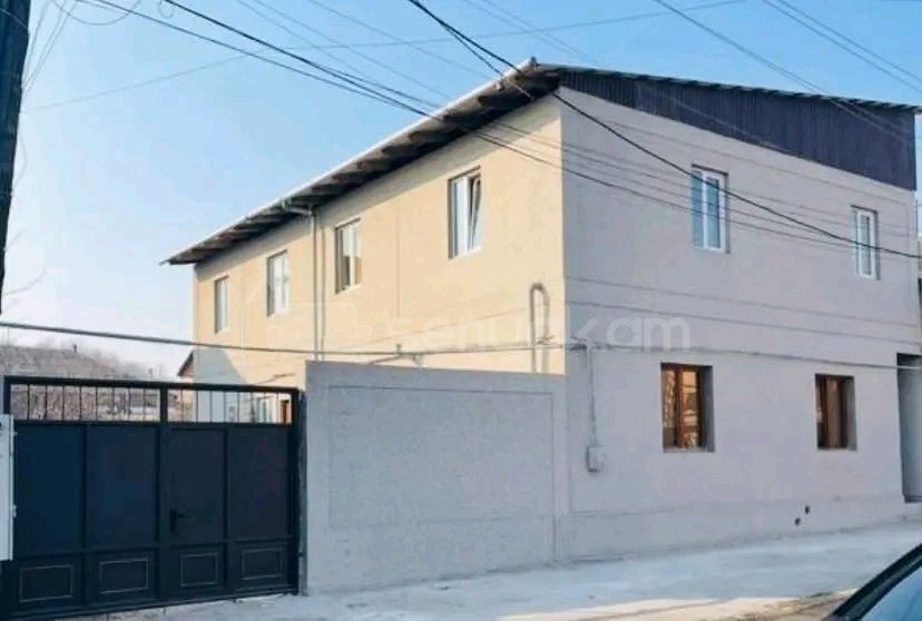 2 Սենյականոց Բնակարան Քարե Շենքում, 45քմ, 1/1 հարկ, Նորմալ Վիճակում, Կահավորված