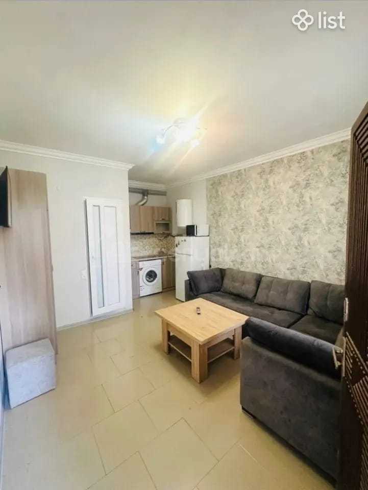 2 Սենյականոց Բնակարան Քարե Շենքում, 45քմ, 1/1 հարկ, Նորմալ Վիճակում, Կահավորված