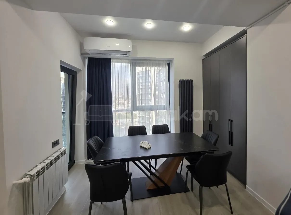 3 Սենյականոց Բնակարան Նորակառույցում, 74քմ, 17/18 հարկ, Կապիտալ Վերանորոգված