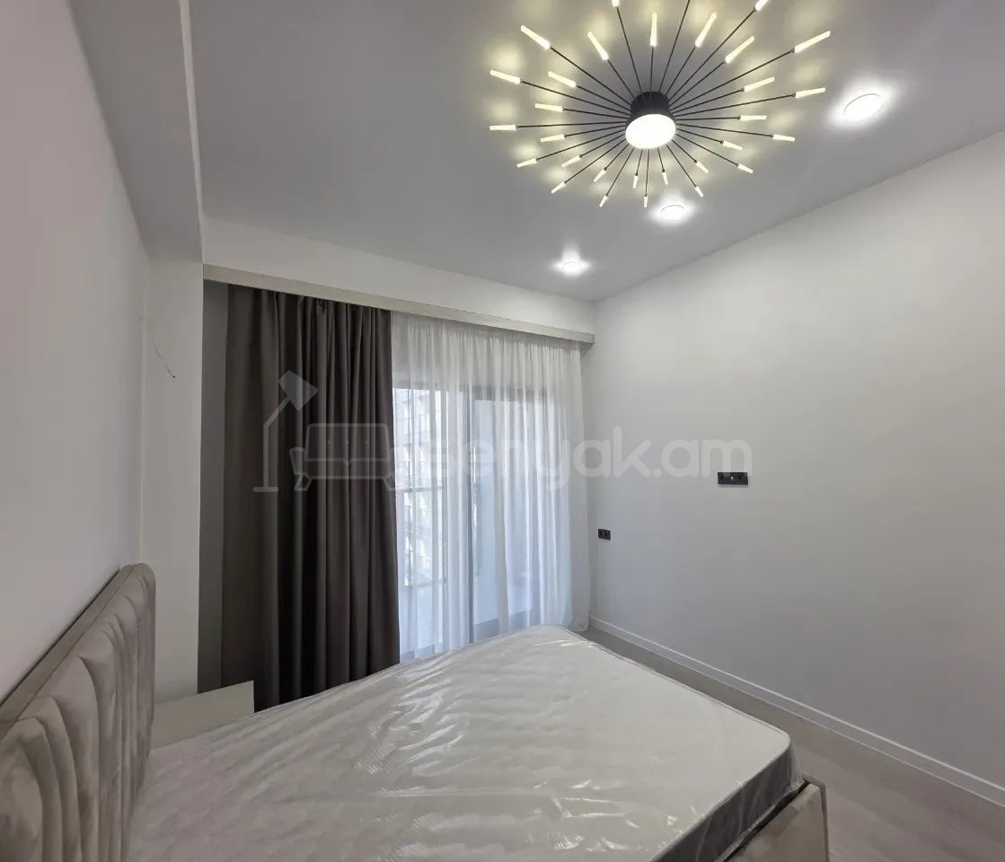 3 Սենյականոց Բնակարան Նորակառույցում, 74քմ, 17/18 հարկ, Կապիտալ Վերանորոգված