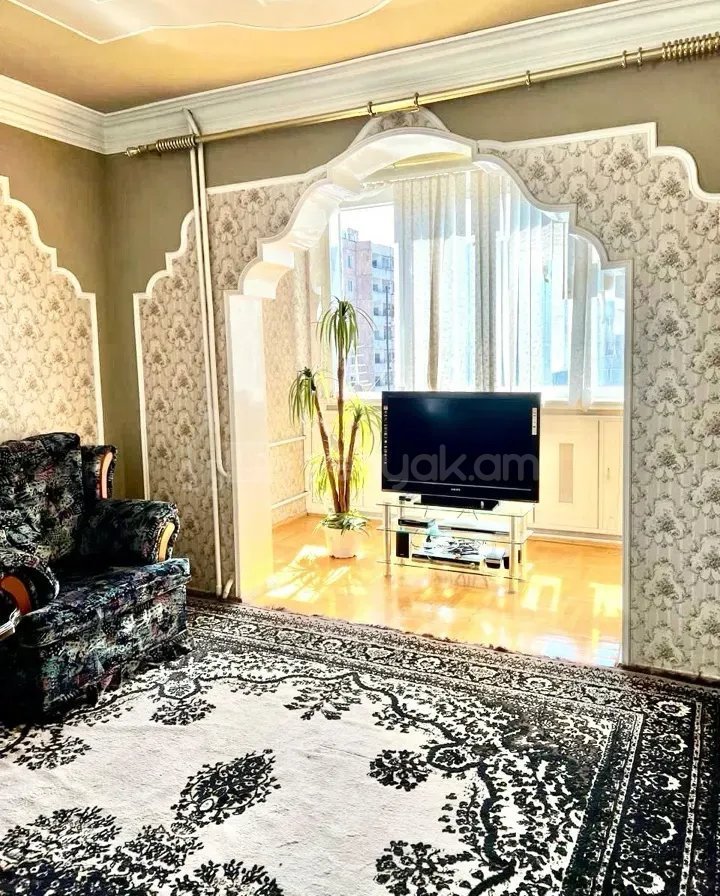 3 Սենյականոց Բնակարան, 80քմ, 5/9 հարկ, Կապիտալ Վերանորոգված