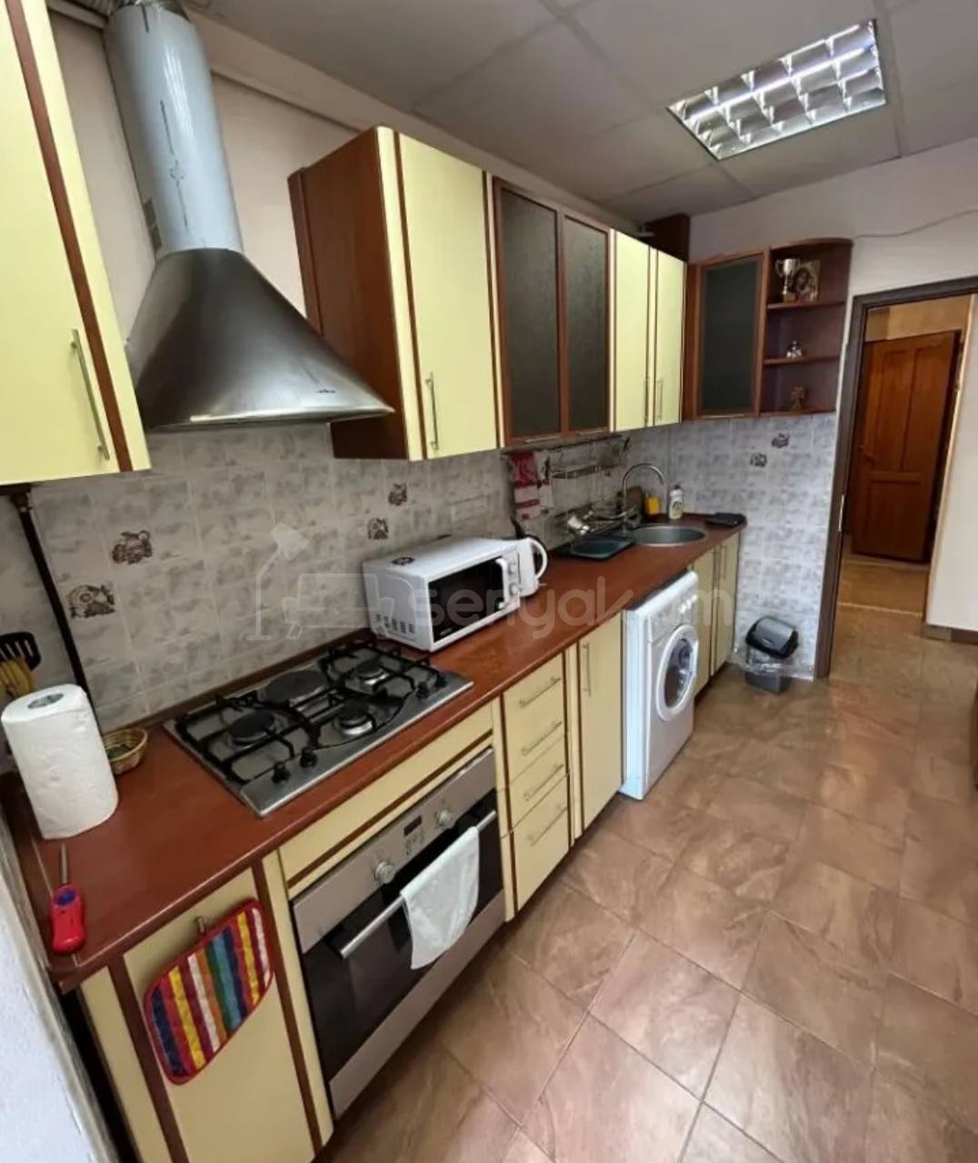 2 Սենյականոց Բնակարան Քարե Շենքում, 47քմ, 2/5 հարկ, Կապիտալ Վերանորոգված, Կահավորված