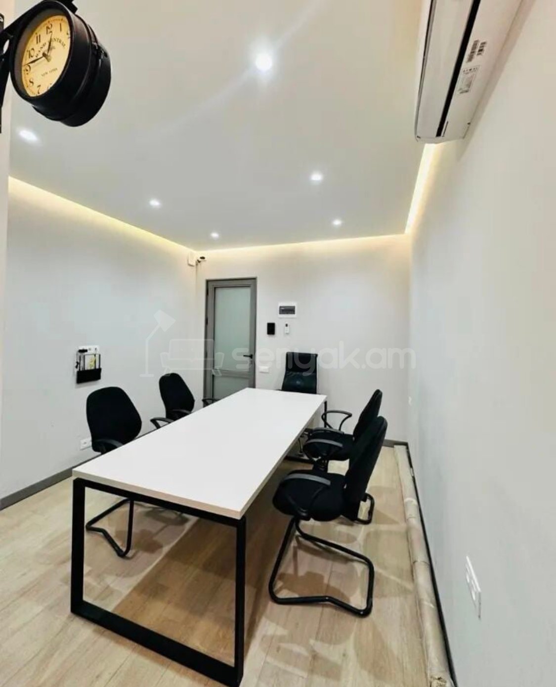 Օֆիսային Տարածք, 20քմ, Կապիտալ Վերանորոգված