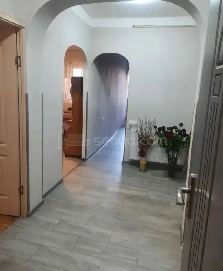 4 Սենյականոց Բնակարան, 90քմ, 7/9 հարկ, Կապիտալ Վերանորոգված