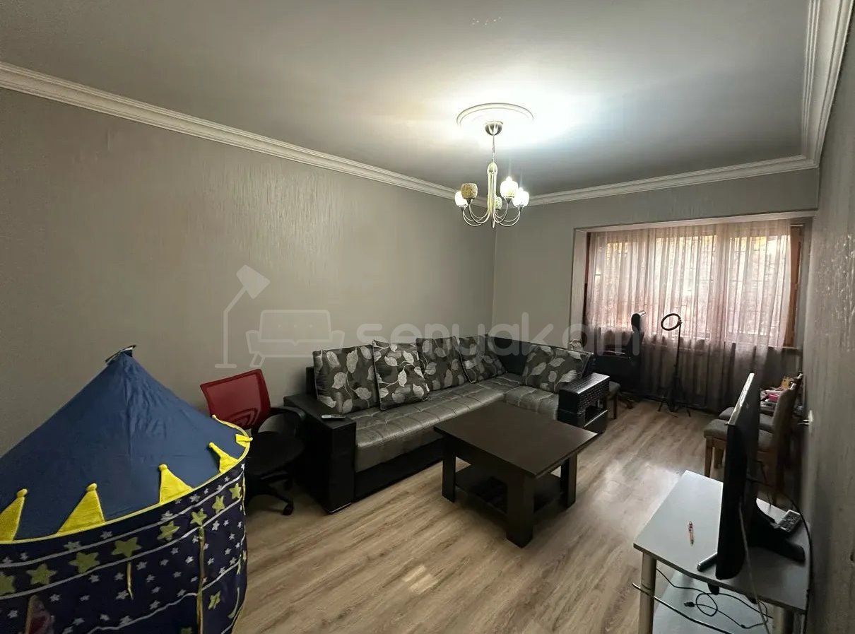 3 Սենյականոց Բնակարան, 78քմ, 1/9 հարկ, Կոսմետիկ Վերանորոգված