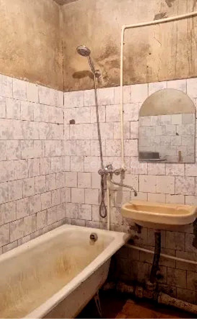 4 Սենյականոց Բնակարան, 80քմ, 8/9 հարկ, Կոսմետիկ Վերանորոգված