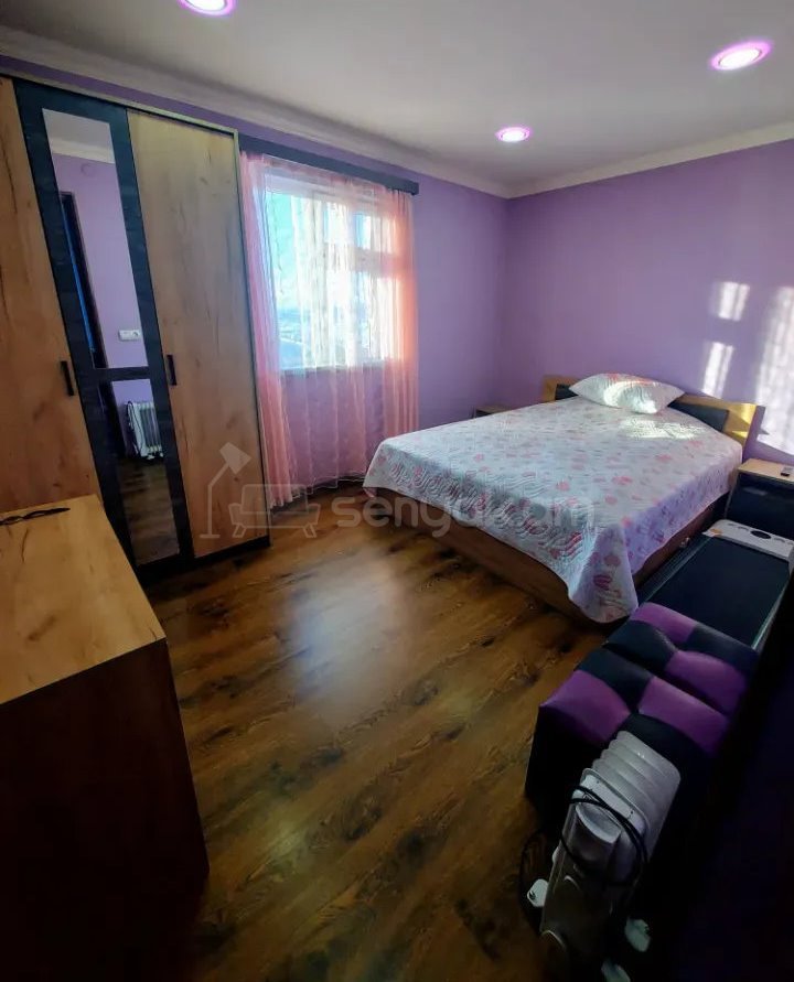 3 Սենյականոց Բնակարան Քարե Շենքում, 56քմ, 4/5 հարկ, Կոսմետիկ Վերանորոգված