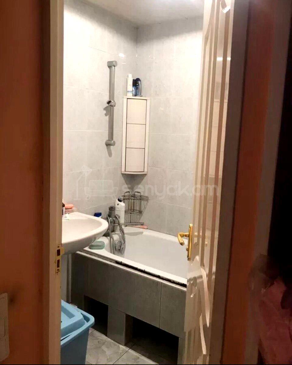 4 Սենյականոց Բնակարան, 94քմ, 3/12 հարկ, Կապիտալ Վերանորոգված