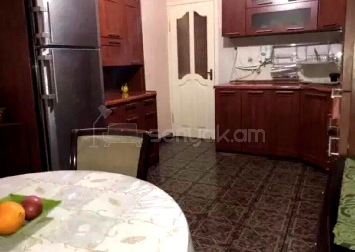 4 Սենյականոց Բնակարան, 94քմ, 3/12 հարկ, Կապիտալ Վերանորոգված