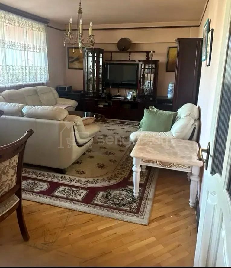 4 Սենյականոց Բնակարան, 94քմ, 3/12 հարկ, Կապիտալ Վերանորոգված