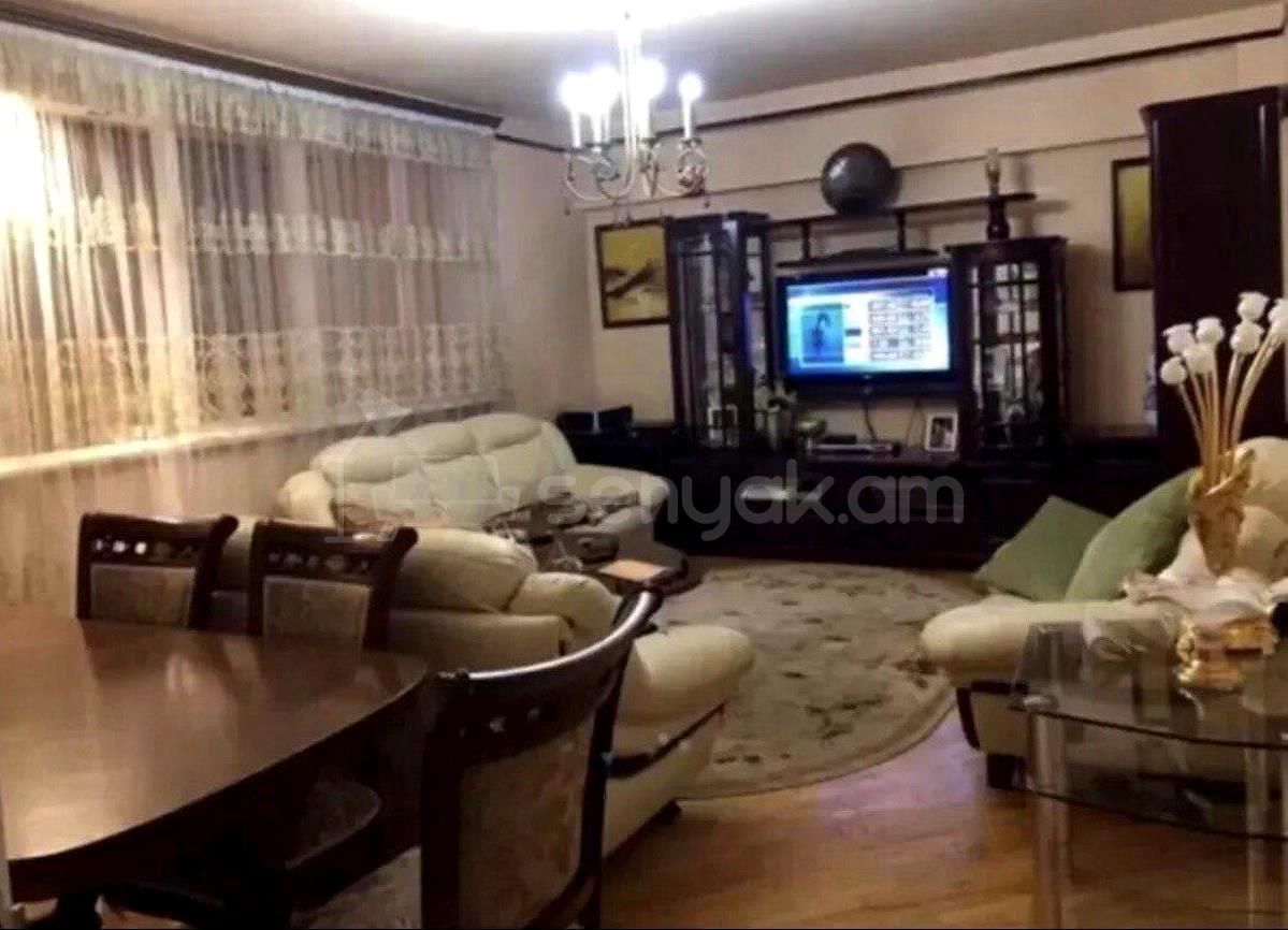 4 Սենյականոց Բնակարան, 94քմ, 3/12 հարկ, Կապիտալ Վերանորոգված