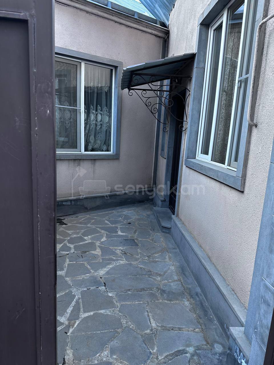 3 Սենյականոց Սեփական Տուն, 110քմ, Կապիտալ Վերանորոգված