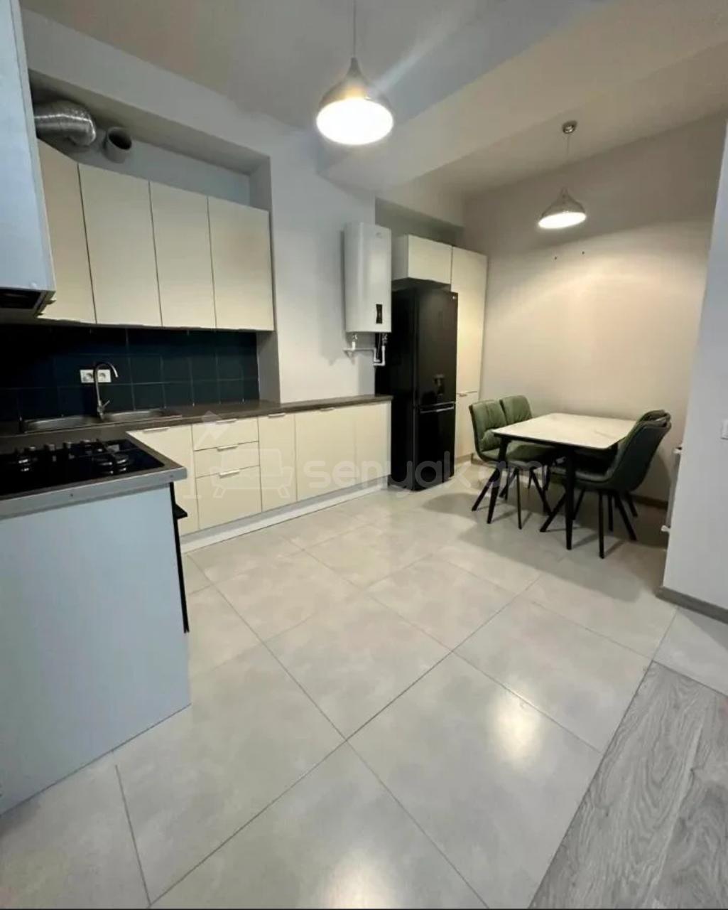 2 Սենյականոց Բնակարան Նորակառույցում, 60քմ, 4/13 հարկ, Դիզայներական Վերանորոգված, Կահավորված, Արևկող