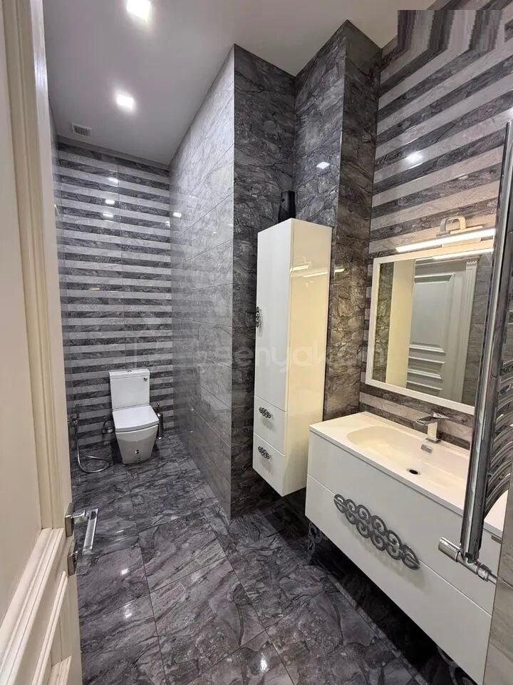 5 Սենյականոց Բնակարան Նորակառույցում, 122քմ, 9/9 հարկ, Դիզայներական Վերանորոգված