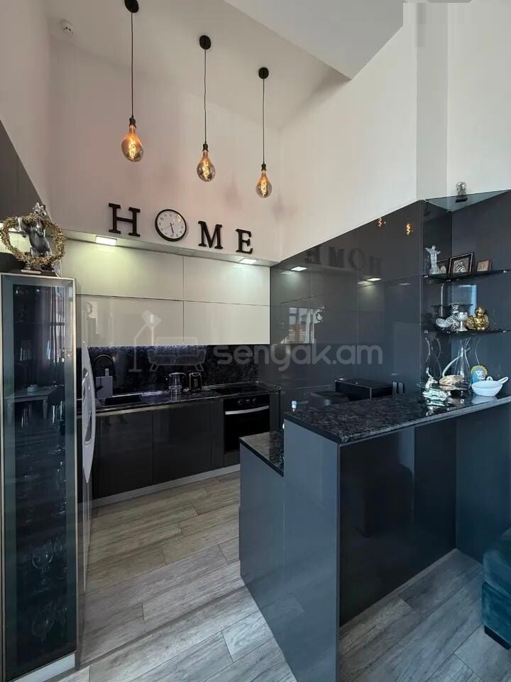 5 Սենյականոց Բնակարան Նորակառույցում, 122քմ, 9/9 հարկ, Դիզայներական Վերանորոգված