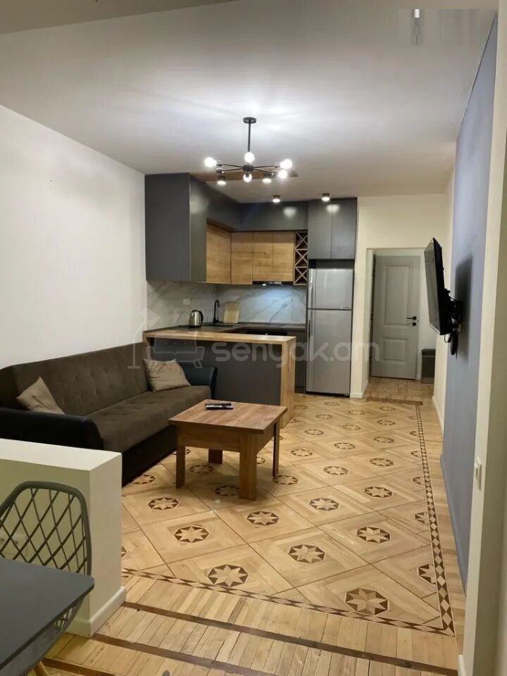 2 Սենյականոց Բնակարան Քարե Շենքում, 54քմ, 3/7 հարկ, Դիզայներական Վերանորոգված