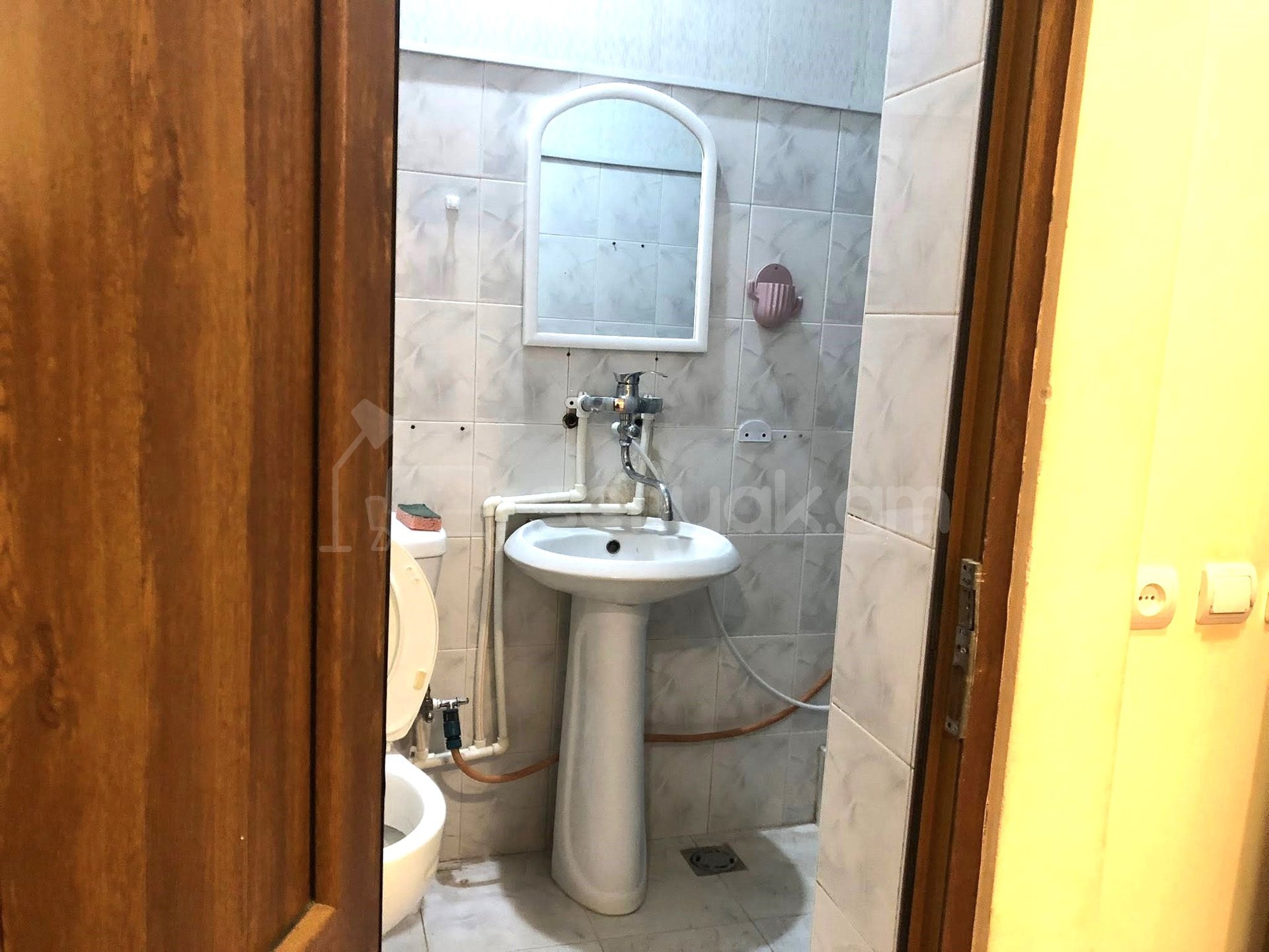 2 Սենյականոց Սեփական Տուն, 80քմ, Կոսմետիկ Վերանորոգված, Կահավորված