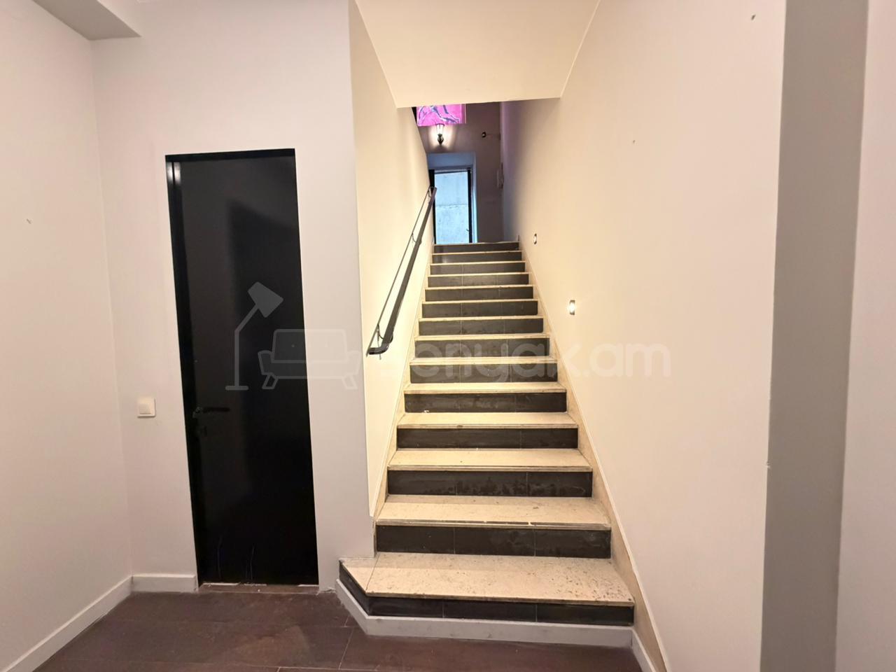 Նորակառույց Օֆիսային Տարածք, 145քմ