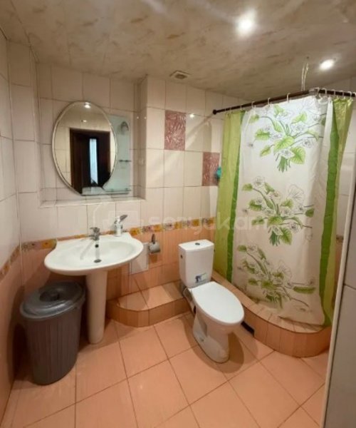 2 Սենյականոց Բնակարան, 65քմ, 8/9 հարկ, Կապիտալ Վերանորոգված, Կահավորված, Արևկող