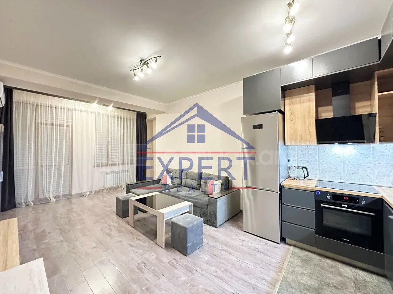 2 Սենյականոց Բնակարան Նորակառույցում, 57քմ, 3/8 հարկ, Կապիտալ Վերանորոգված, Կահավորված, Արևկող