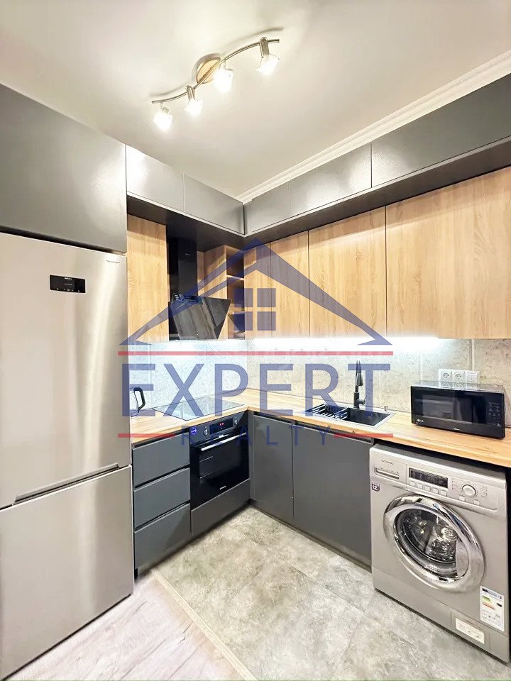 2 Սենյականոց Բնակարան Նորակառույցում, 57քմ, 3/8 հարկ, Կապիտալ Վերանորոգված, Կահավորված, Արևկող